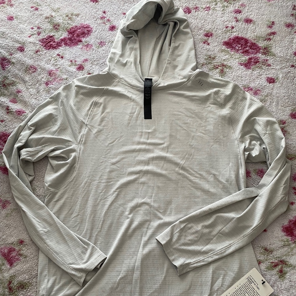 NWT Men’s lululemon License to Train hoodie, L
